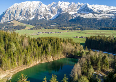 Ödensee mit Grimming Bad Mitterndorf im Frühjahr